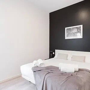 Deco Barcelona-eixample شقة برشلونة