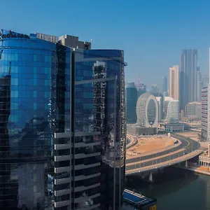 Radisson Blu Hotel, Canal View فندق دبي