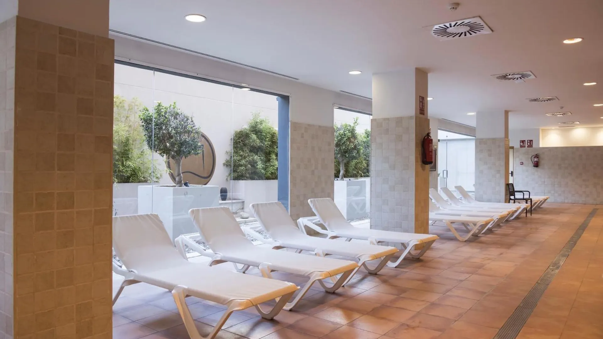 Ilunion Miramar Aparthotel Fuengirola